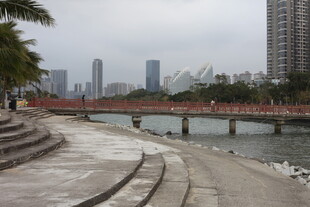 城市河畔景观风景画面