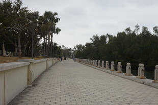 宁静长桥漫步道