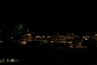 山城夜景璀璨灯火