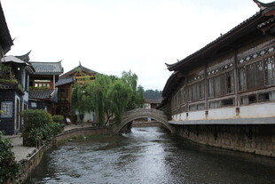 江南水乡古巷小河风景