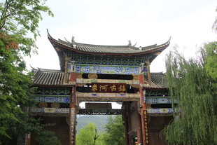 古色古香中式牌楼景观