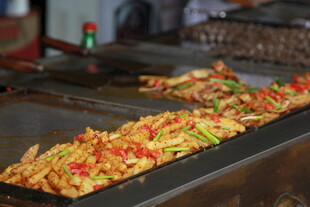 美味铁板烧烤食材诱人