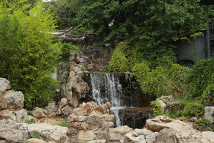 庭院假山瀑布景观