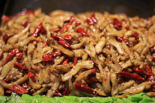 香辣可口的美味炒肉丝