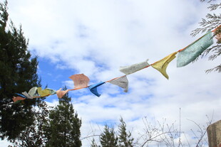 飘扬的五彩经幡