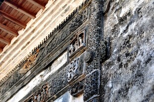 婺源中式古建筑屋檐细节