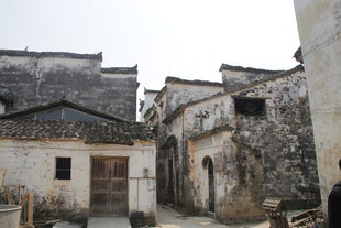 婺源古村落中的传统民居建筑
