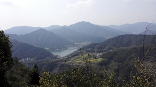 婺源山峦叠翠间的壮美风光