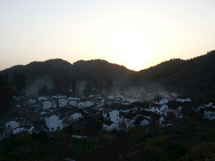 婺源山村日暮美景