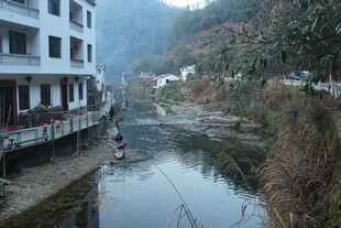 婺源河畔民居 宁静乡村景致