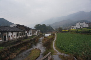 婺源乡村田园溪流古朴民居景