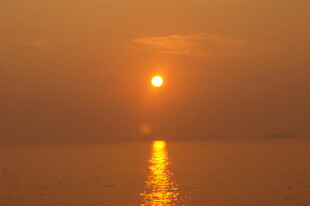 海上落日美景