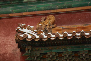 中式古建筑屋檐精美装饰