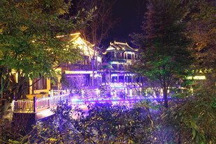 梦幻夜景喷泉灯光秀
