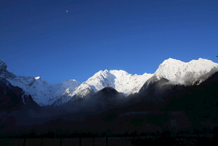 壮丽雪山美景