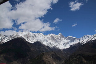 壮丽雪山美景