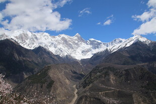 壮丽雪山美景