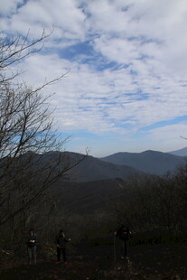 山间徒步风景