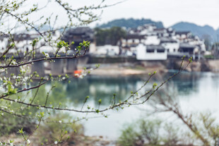 婺源江南水乡湖畔村落美景
