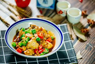 美味土豆烧鸡块家常菜