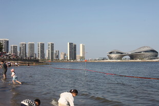 海滨城市的休闲美好时光