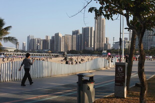 海滨城市漫步风景