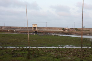 大坝施工现场远景