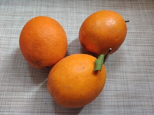 新鲜橙子
