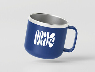 蓝色马克杯水杯样机展示