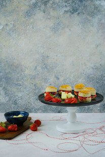 水果芝士菠萝包