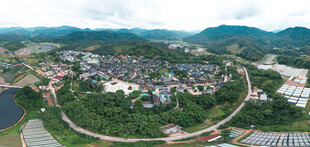 勐海县工业园区美丽山村全景俯瞰
