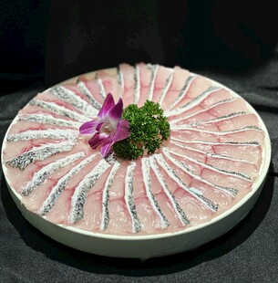 刺身拼盘