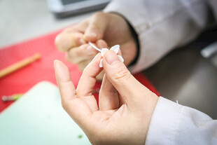 工艺品手工制作场景