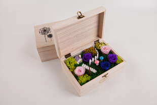 工艺品木质花盒 盛放多彩花卉