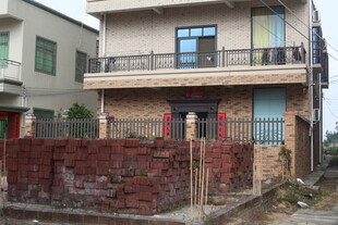 乡村两层自建住宅外观