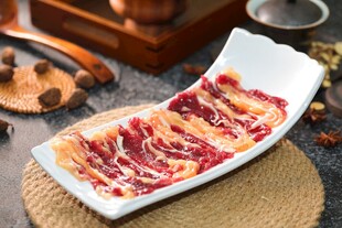 鲜切牛肉