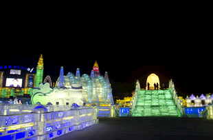 梦幻冰雕夜景