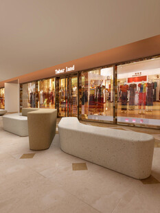 时尚店铺内景展示