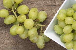 新鲜绿葡萄