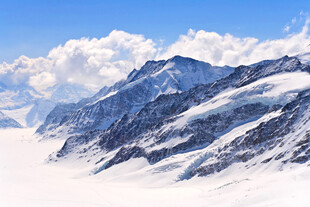 壮丽雪山美景