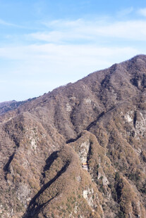 壮丽山峦景色