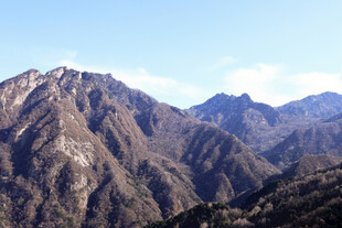 壮丽山峦风景