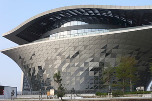 湛江现代风格独特建筑外观