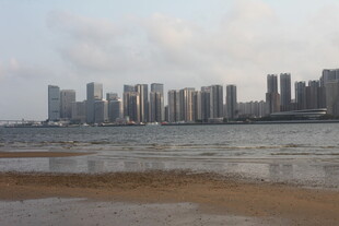 湛江海滨城市天际线景观