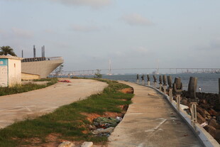 湛江海边步道风景