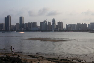 湛江城市河畔风景