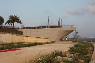 湛江海滨现代建筑景观