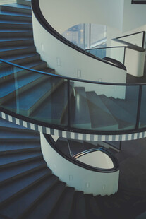 螺旋楼梯