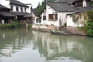 江南水乡古宅临水景致