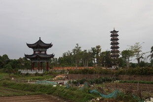 湛江中式古塔与楼阁景观